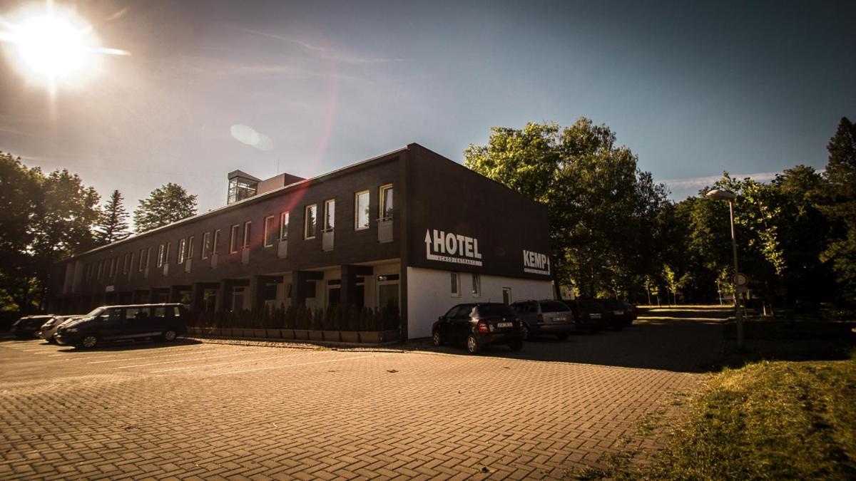 Hotel Sazavsky Ostrov Sazava  Bagian luar foto