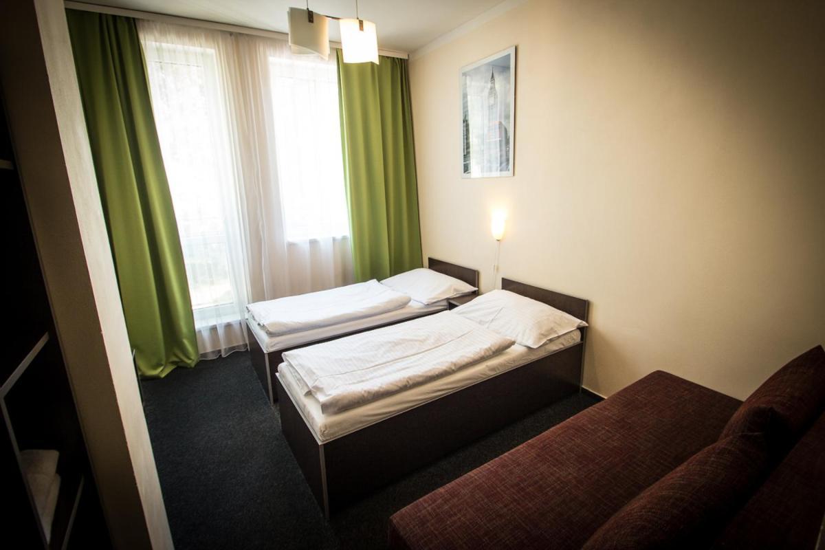 Hotel Sazavsky Ostrov Sazava  Bagian luar foto